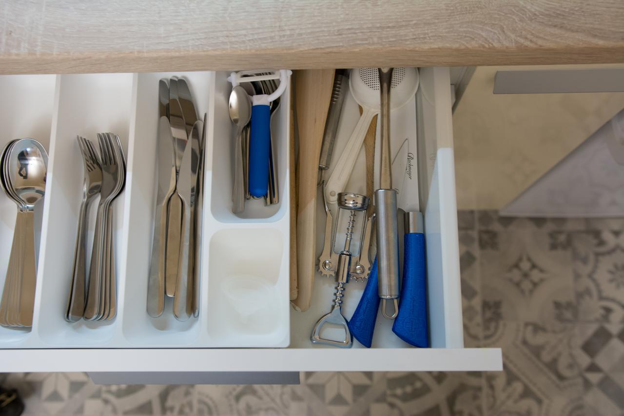 Zora Apartman Eger Buitenkant foto