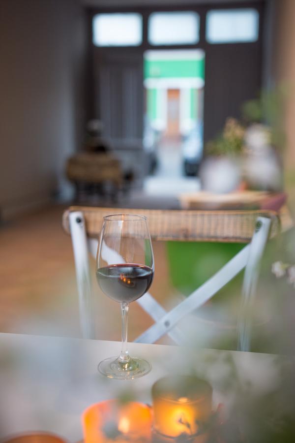 Zora Apartman Eger Buitenkant foto